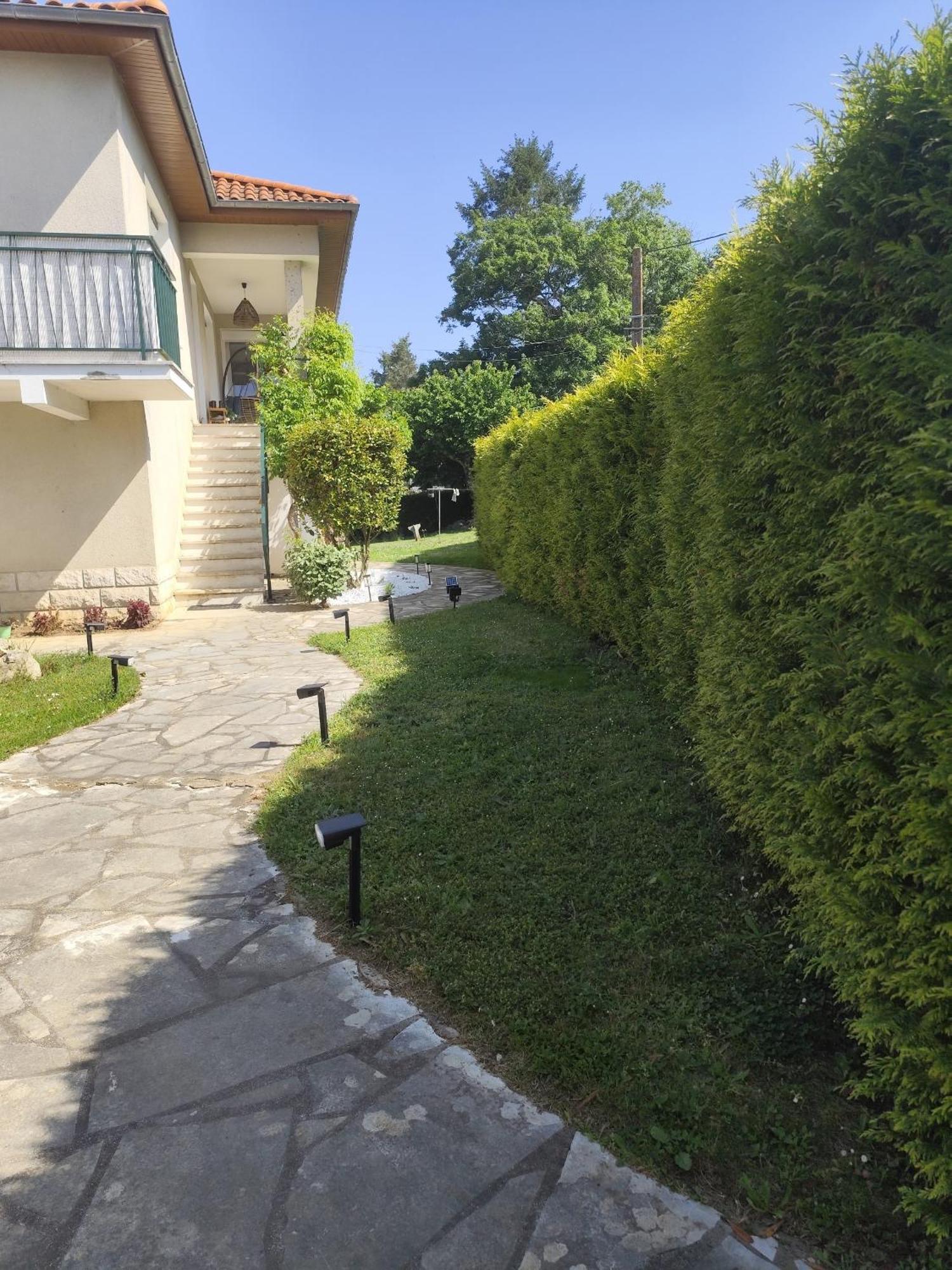 Apartamento Au 9Eme Art La Rochefoucauld Exterior foto