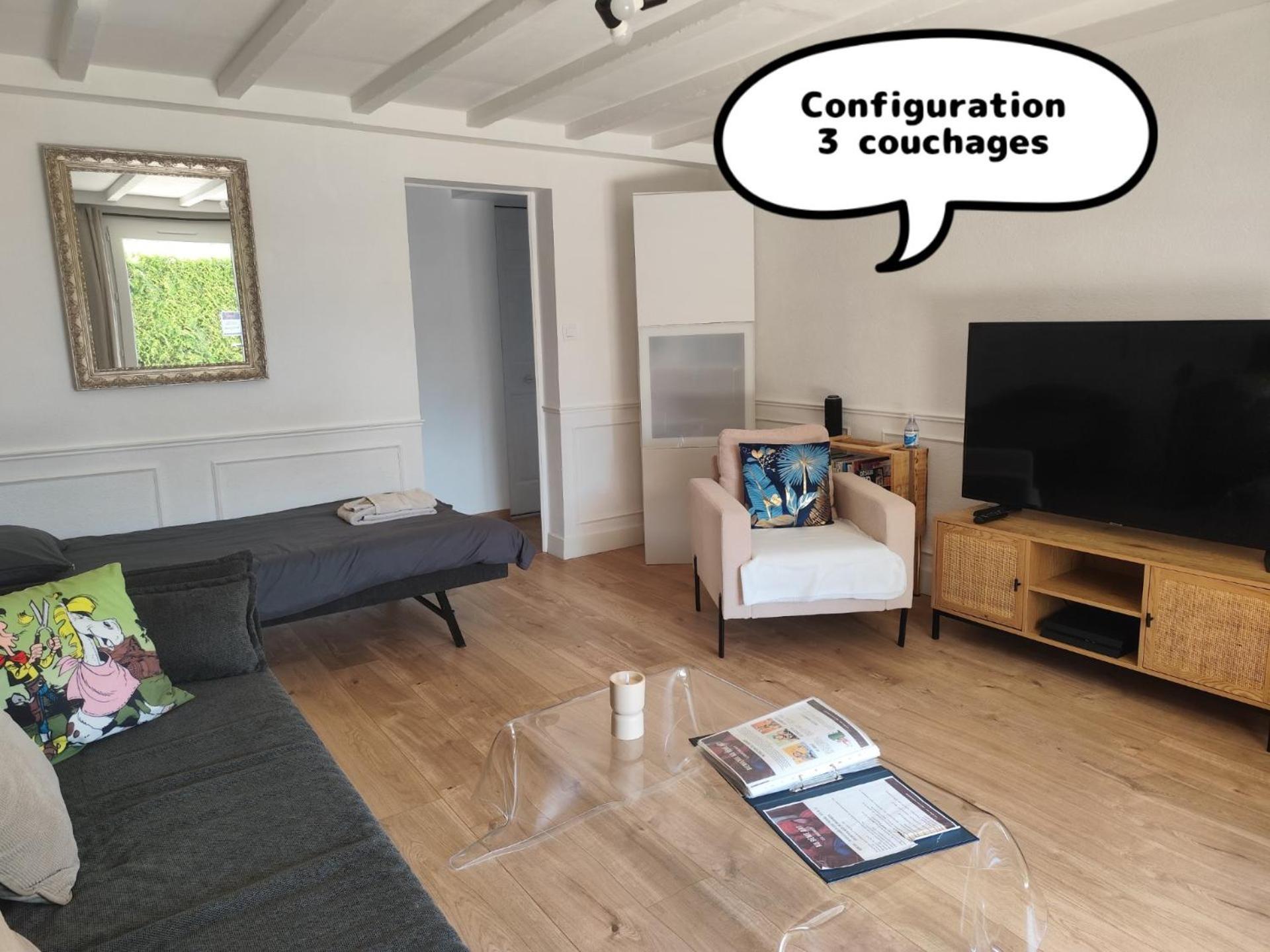 Apartamento Au 9Eme Art La Rochefoucauld Exterior foto